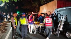 Kecelakaan Maut di Muntilan Magelang: Pikap Hantam Truk Boks Parkir, Sopir Tewas Terjepit